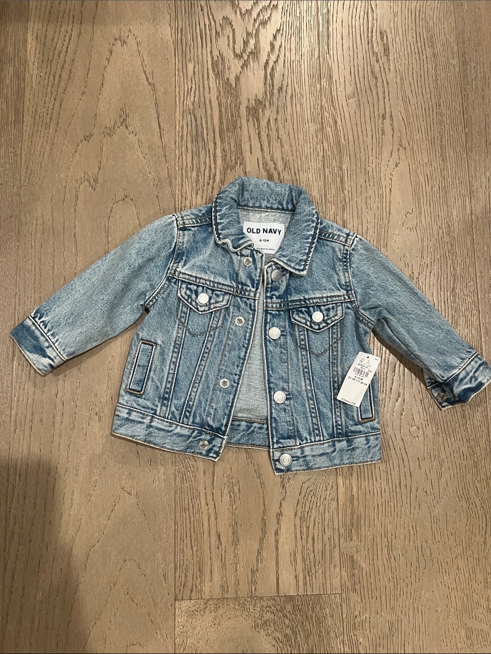 Old Navy 100% Cotton Light Blue Denim Jean Jacket for baby 6-12mo